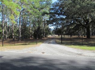 1101 Black Island Rd W, Darien, GA 31305