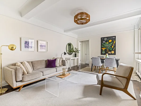 70 Remsen Street image 2 of 7