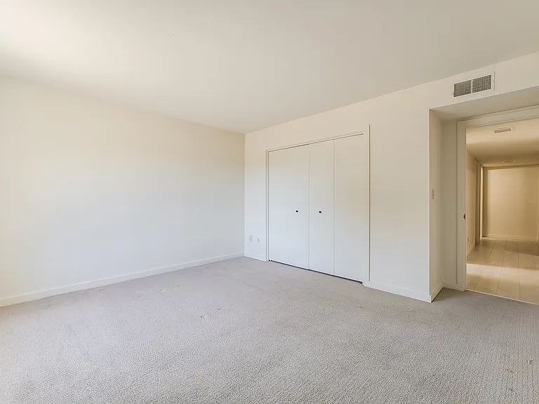 324 Laurel Pl — Photo 27