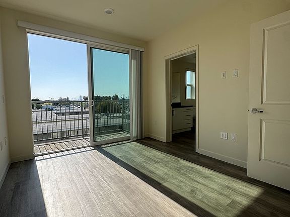 3rd image of 3500 Chesapeake Ave APT 207