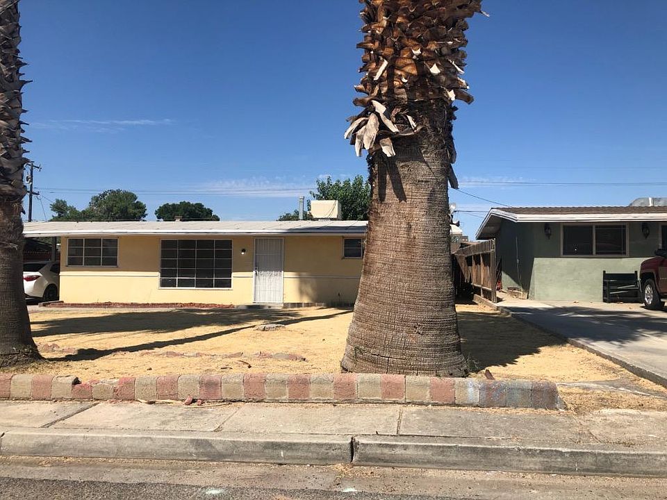 2nd image of 904 Valencia Dr