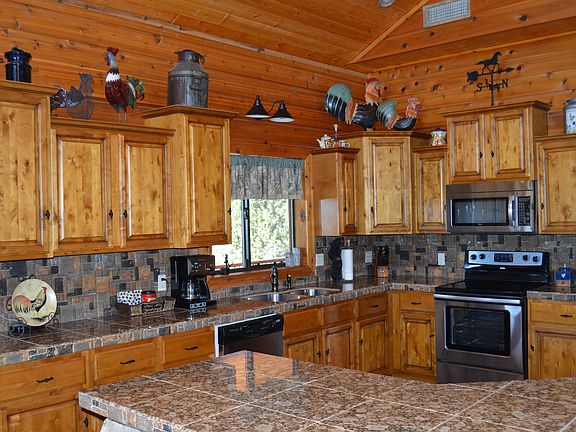 2nd image of 1529 Rocky Top Dr