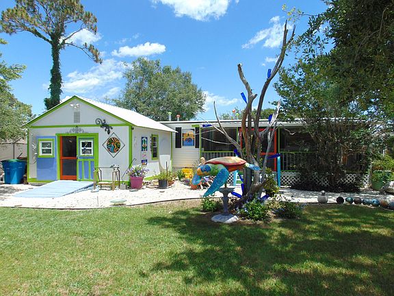 workshop & bottle tree
