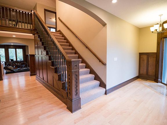 5th image of 2508 Athlone Ct