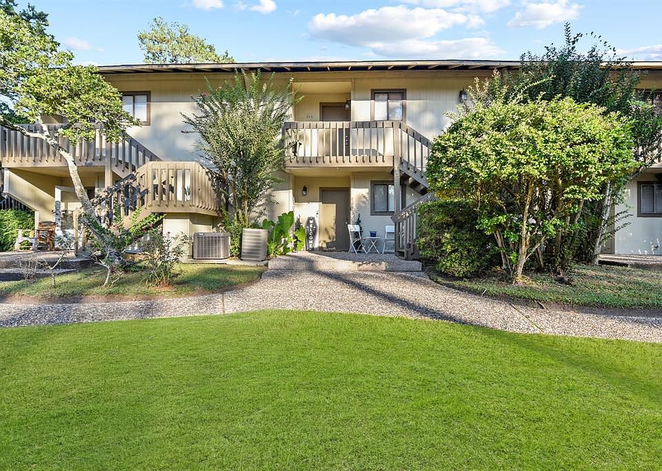1st image of 15919 Golf Club Dr APT 214