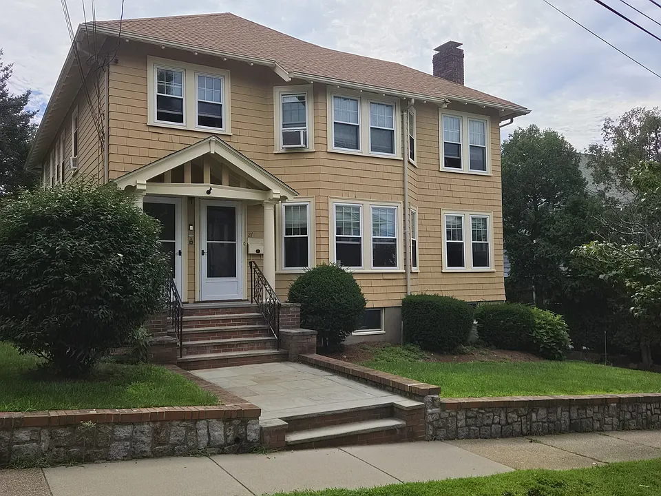 27 Oakley Rd #1