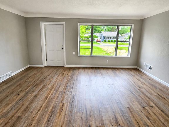 2nd image of 5513 Fleet Rd