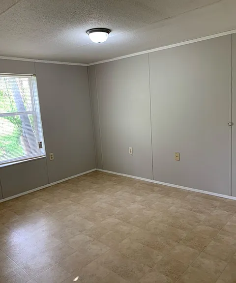 120 Sycamore Ln #B — Photo 9
