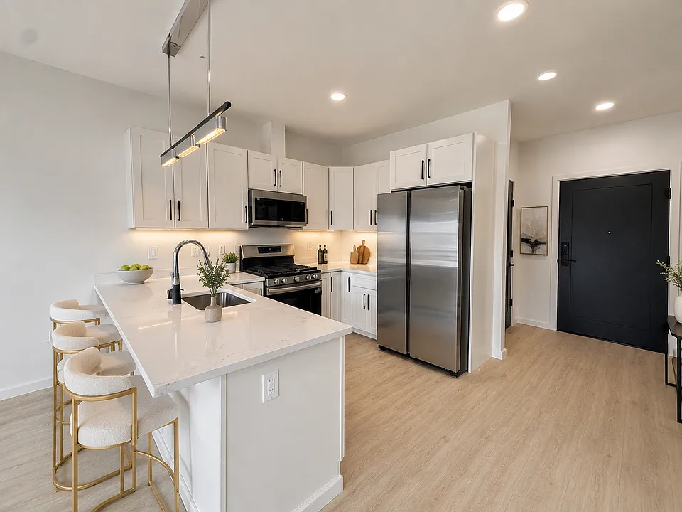 360 Van Houten St #201