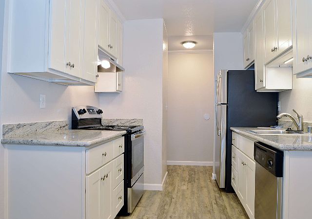 2 Bed 2 Bath