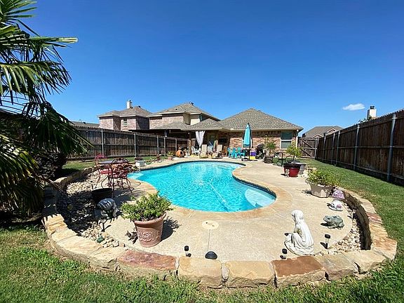 3rd image of 5504 Grenada Dr