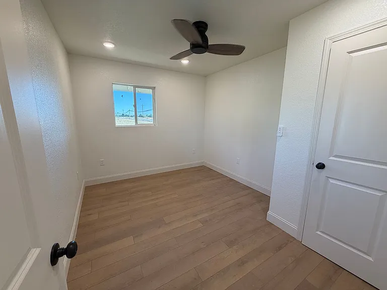 9001 E Acampo Rd — Photo 11