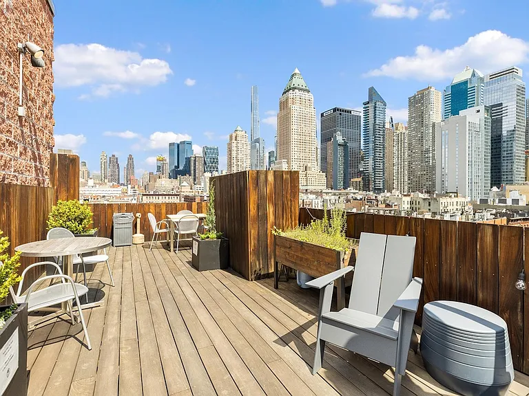 406 W 45th St #4A — Photo 8