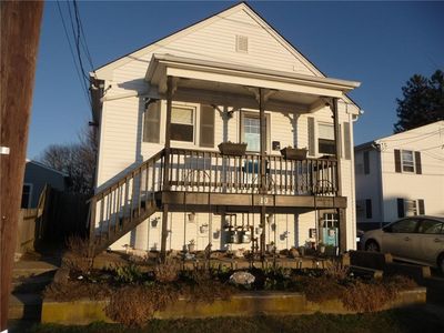 10 N County St, East Providence, RI, 02914