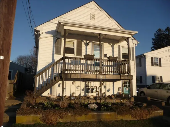 10 N County St, East Providence, RI 02914