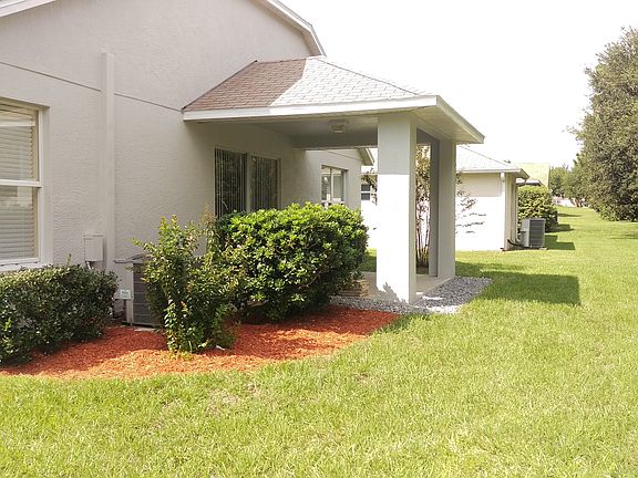 Rock Details around porch