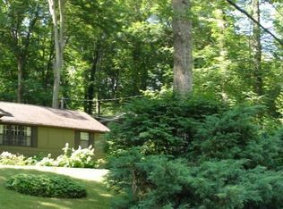 9218 Lakewood Dr NE, Mineral City, OH
