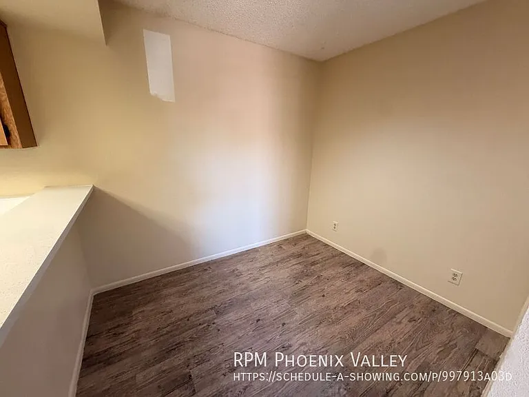 825 S River Dr — Photo 31