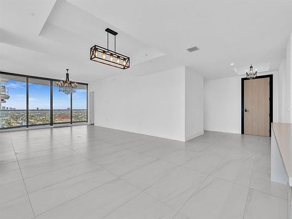 2nd image of 151 N Seabreeze Blvd #1902