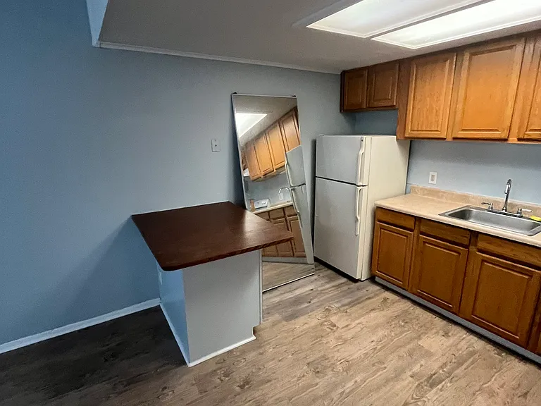37904 Hillside Ln #4 — Photo 3
