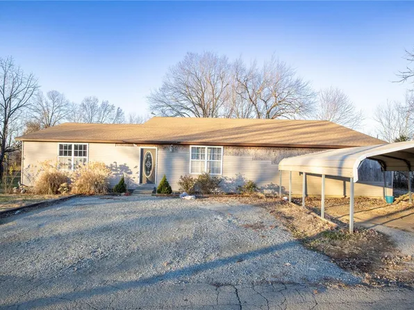 704 Mulberry St, Fredericktown, MO 63645