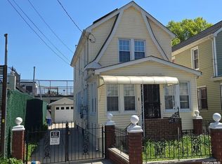 14720 Foch Blvd, Jamaica, NY 11436