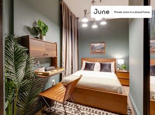 55 Park Dr APT 5B, Boston, MA 02215