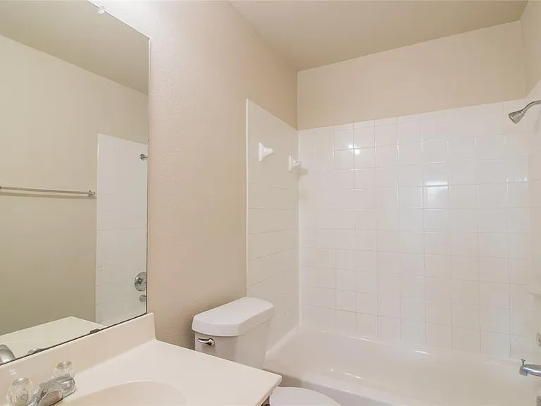 117 Otono Loop — Photo 13