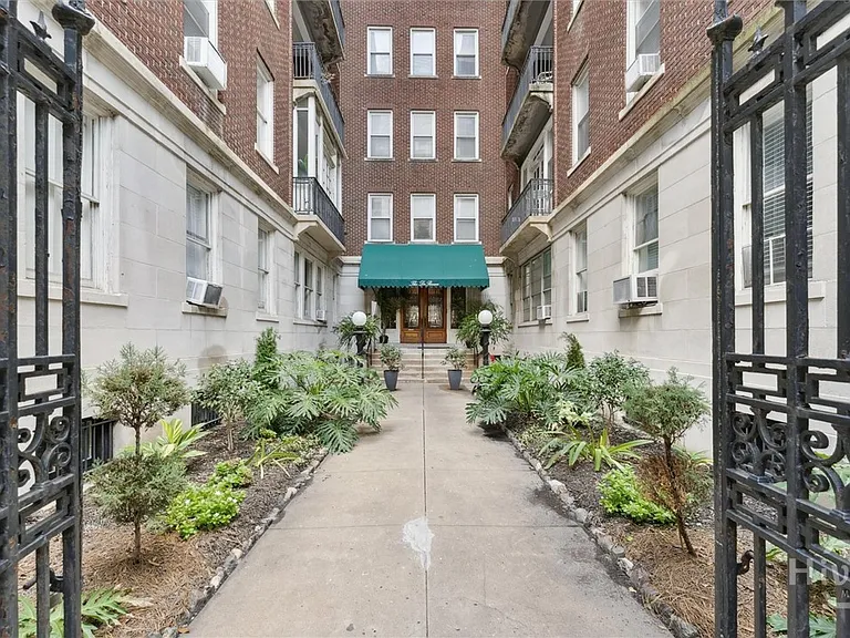 24 E Liberty St #73&83 — Photo 2