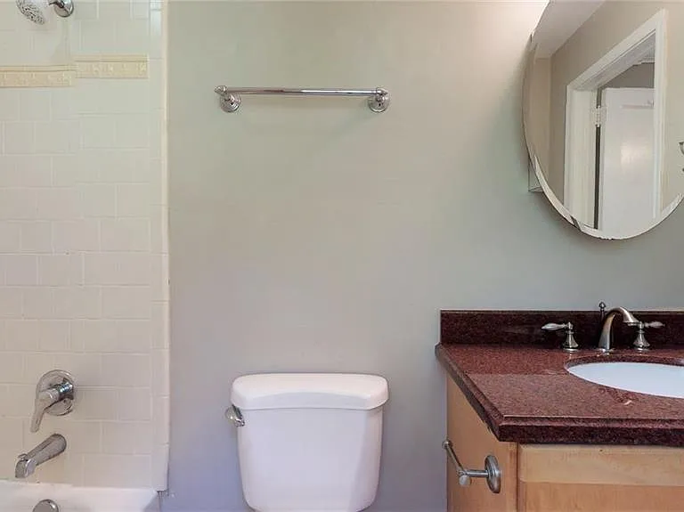 1674 Beacon Hill Blvd — Photo 48