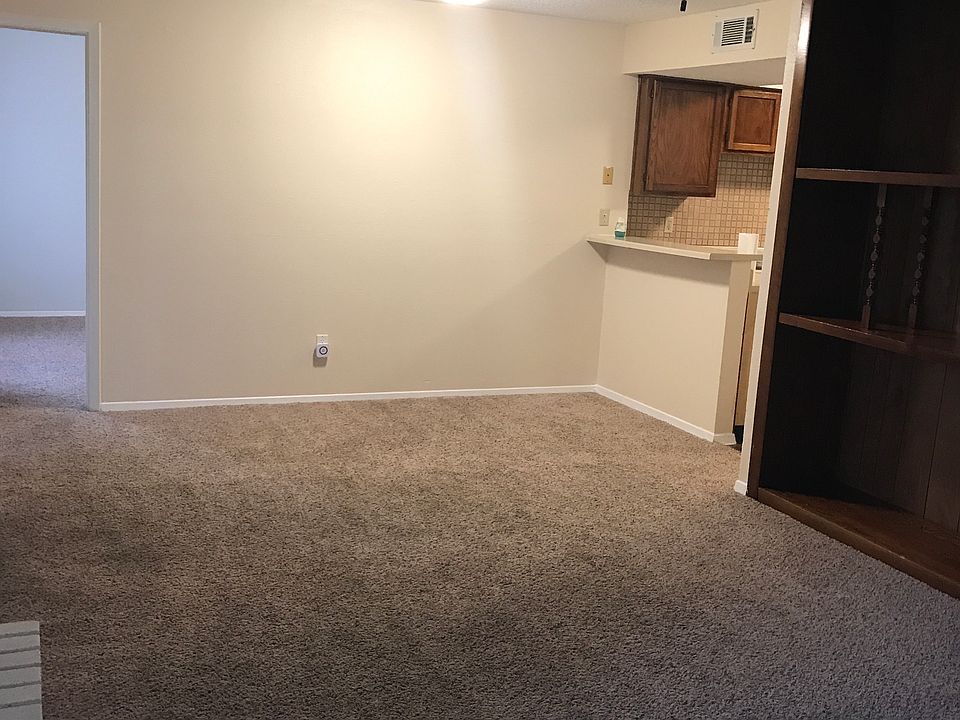 1st image of 10555 Turtlewood Ct Unit 2012