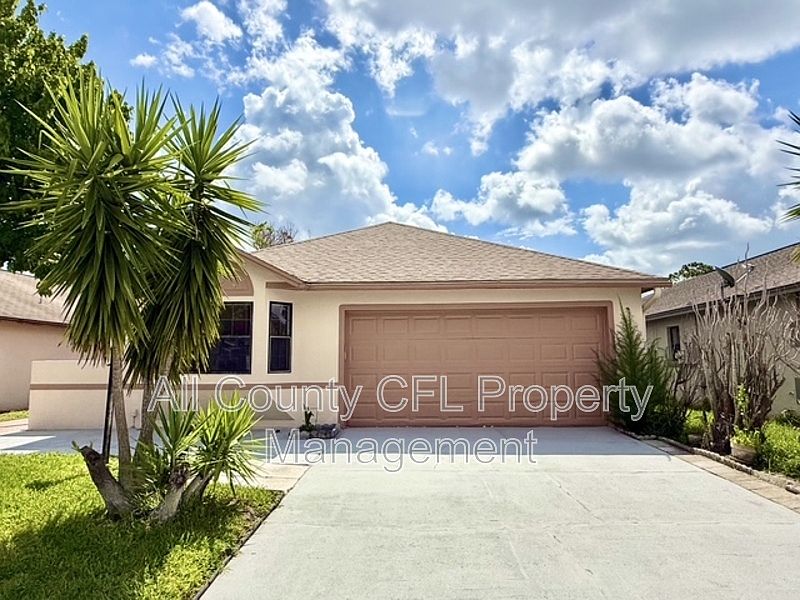 1st image of 2911 Woolridge Dr