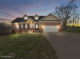 122 N Howard St, Bardstown, KY 40004