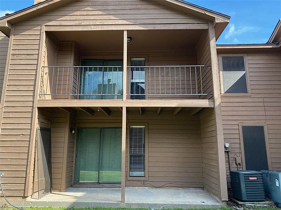 3rd image of 20287 Sunny Shores Dr