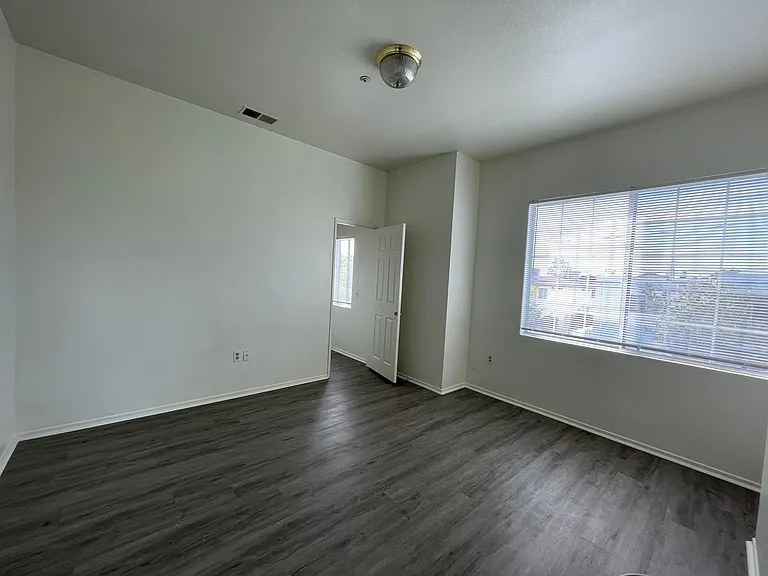 1506 Prospect Ave #A — Photo 10