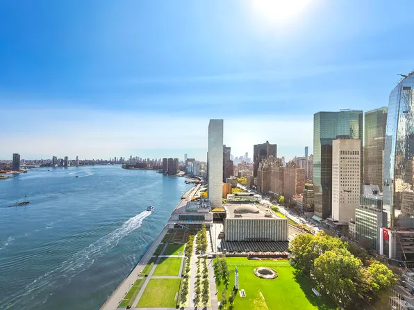 870 United Nations Plaza image 1 of 10