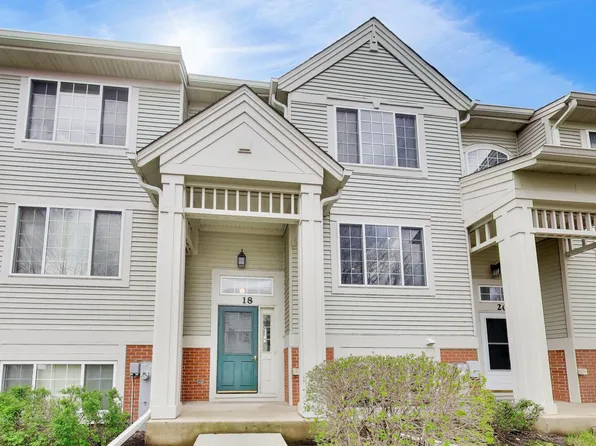 18 New Haven Dr #18, Cary, IL 60013