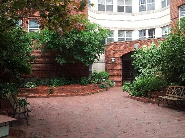 (undisclosed Address), Somerville, MA 02143