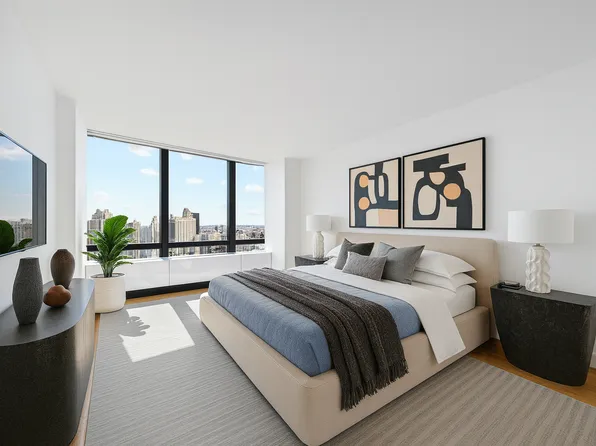 1113 York Avenue image 4 of 18