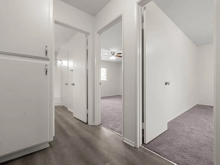 Park Place Apartments — Photo 14