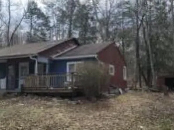 1510 E Sugar Mountain Rd, Bushkill, PA 18324