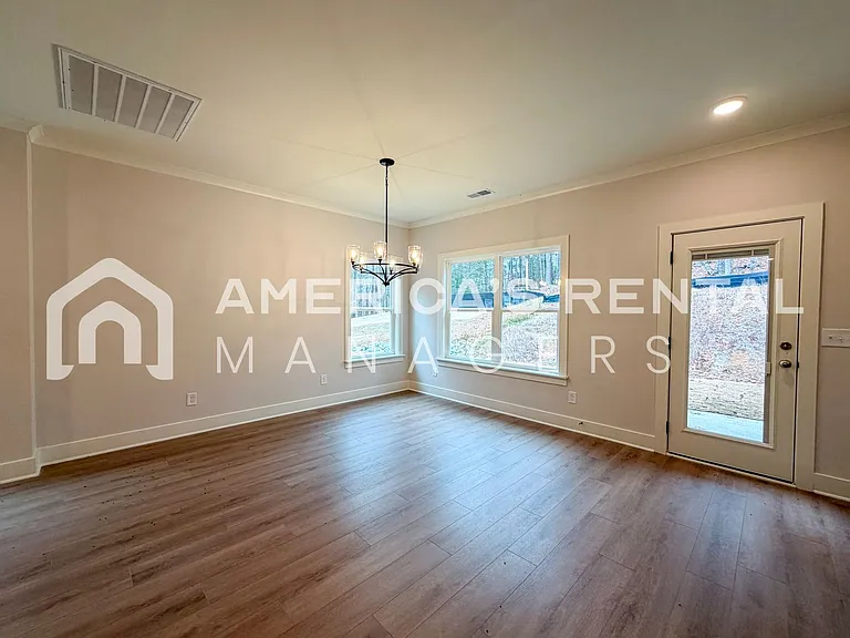 101 Townmoor Ln — Photo 17