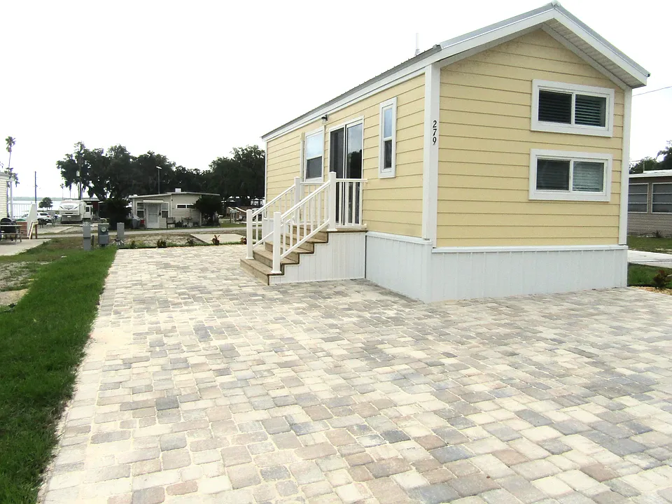279 Oak Harbor Cp #279