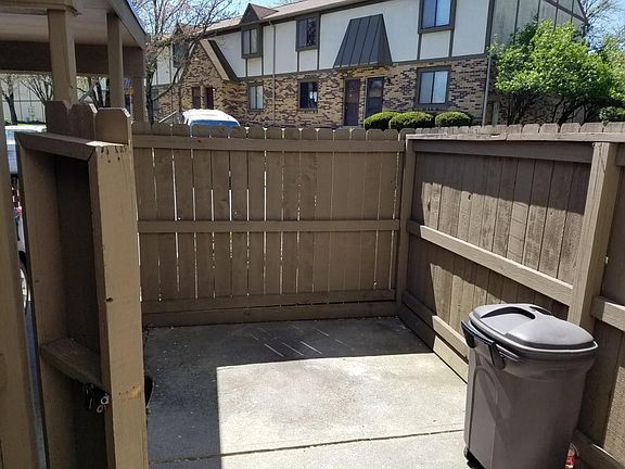 3rd image of 3204 Summertime Ct