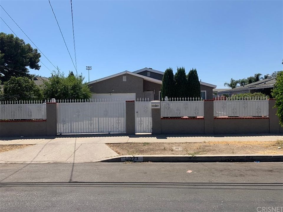 1st image of 11023 De Foe Ave