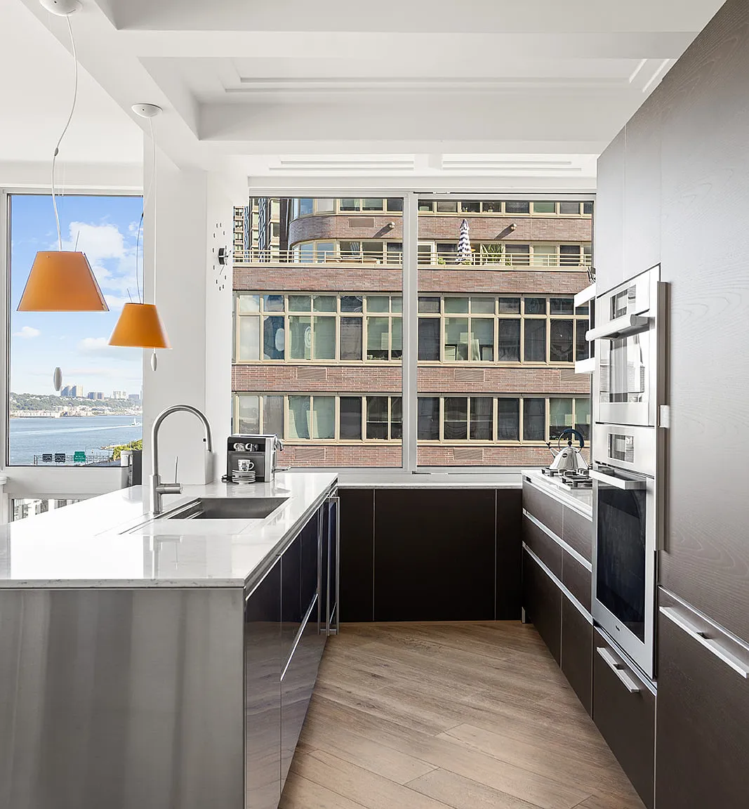 120 Riverside Boulevard — Photo 3
