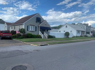 1400 7th St, Moundsville, WV 26041