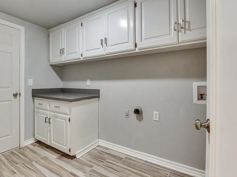 1442 Duffner Dr — Photo 21