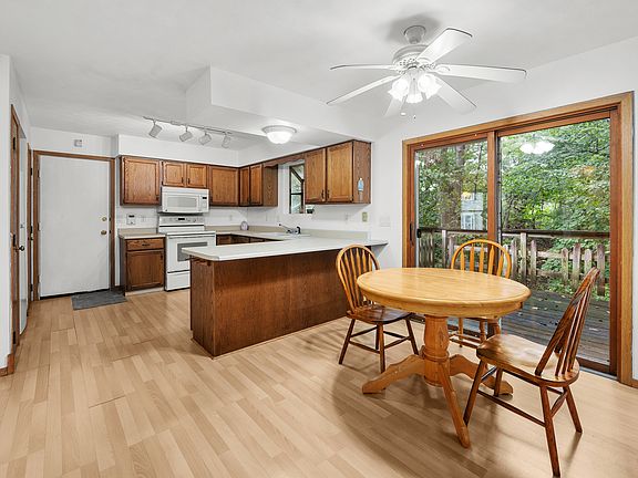 5th image of 3526 39th St