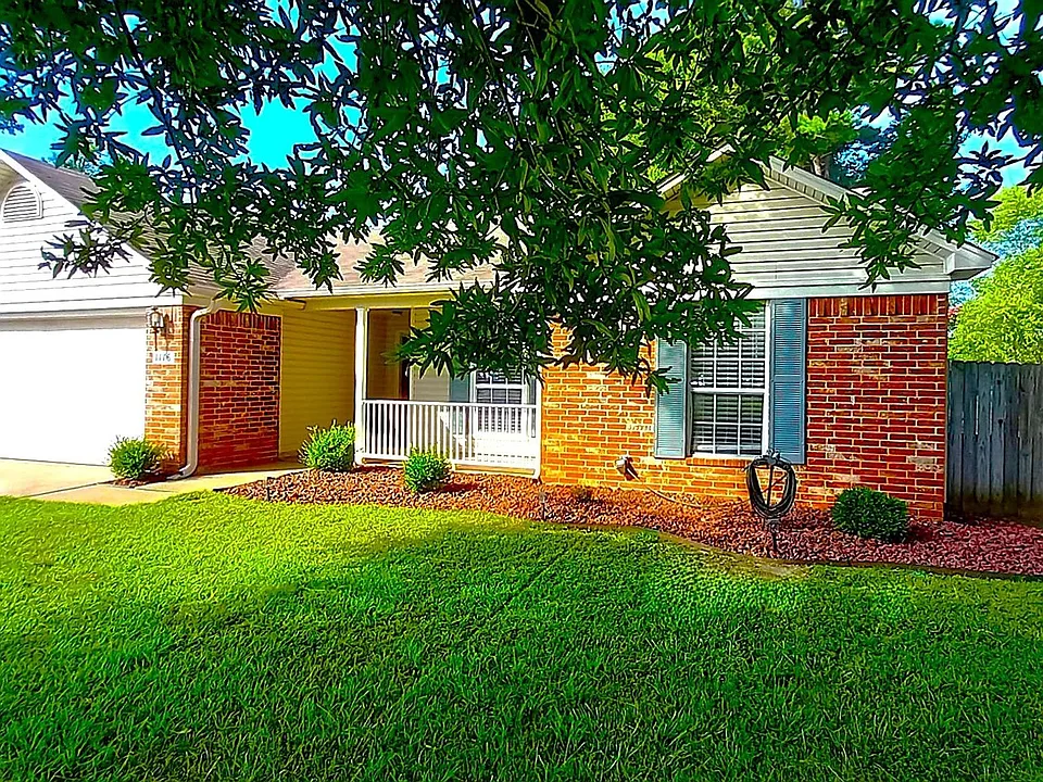 1116 Kenwood Cv